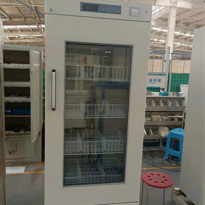 Réfrigérateur de banque médicale de sang 368L fiable pour le stockage du sang et des vaccins