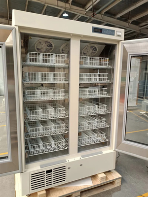 Réfrigérateur de la banque de sang de 658 litres, réfrigérateur biomédical de 4°C, avec la plus grande capacité de stockage de sang