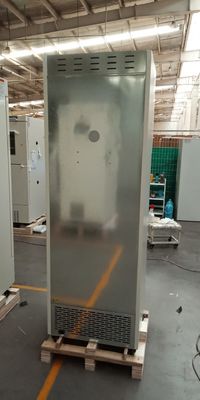 Réfrigérateur médical de pharmacie du contrôle 316L de microprocesseur avec la porte en verre simple Frost automatique de haute qualité